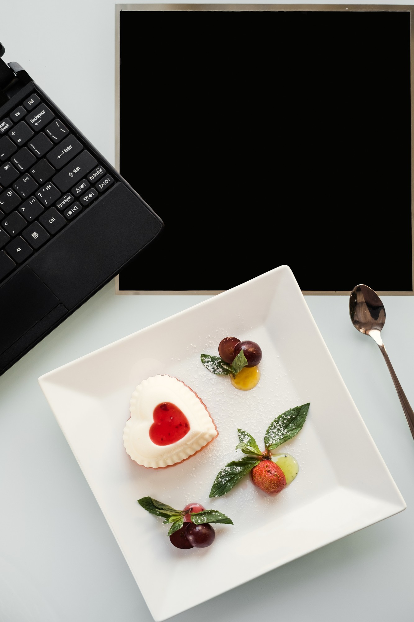 Small tasteful image of plated course